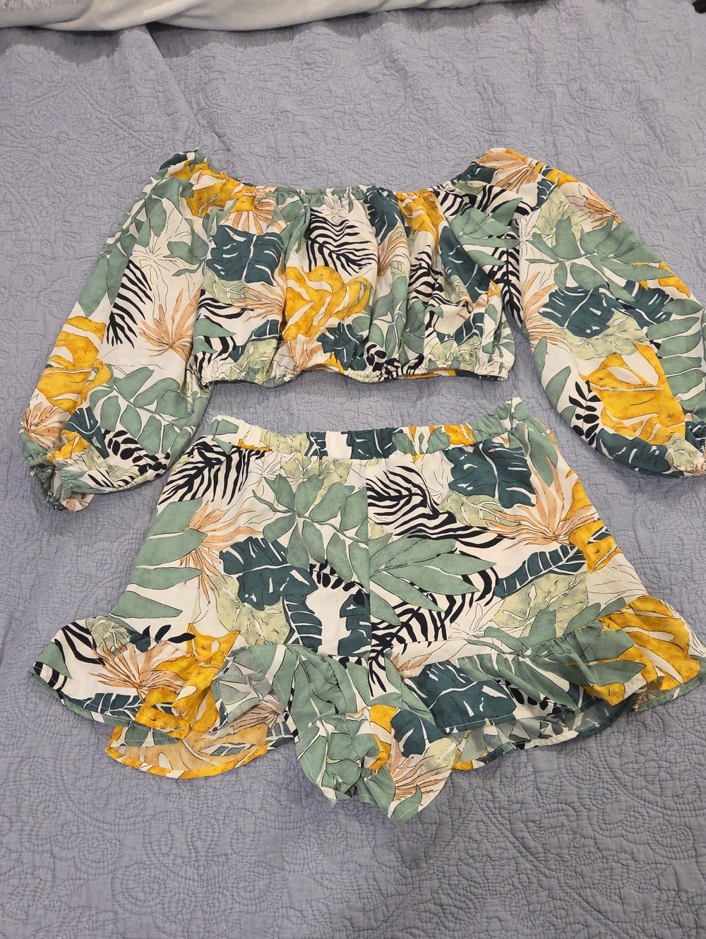 Tropical High-Waist Women's Top And Shorts Set in Green & Yellow Size XL, NEW!